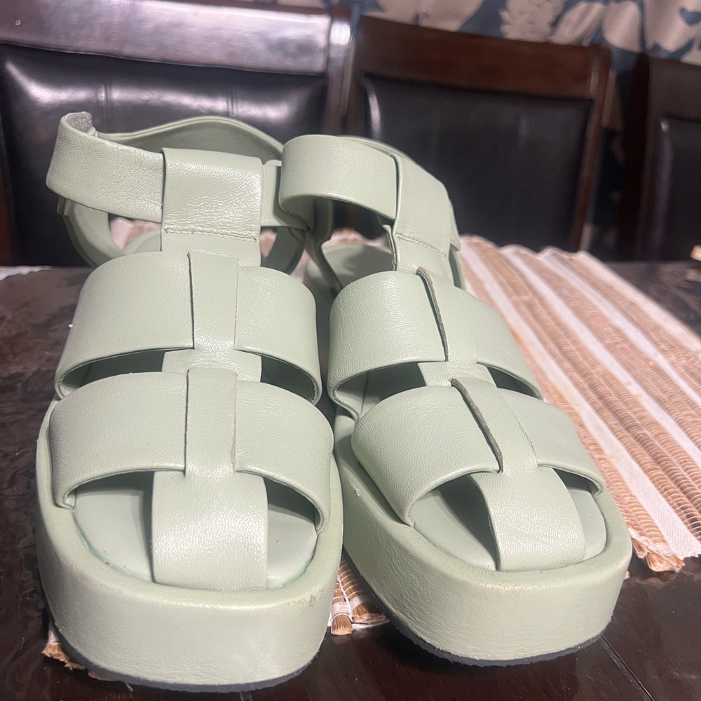 Anthropologie pilcro platform sandal